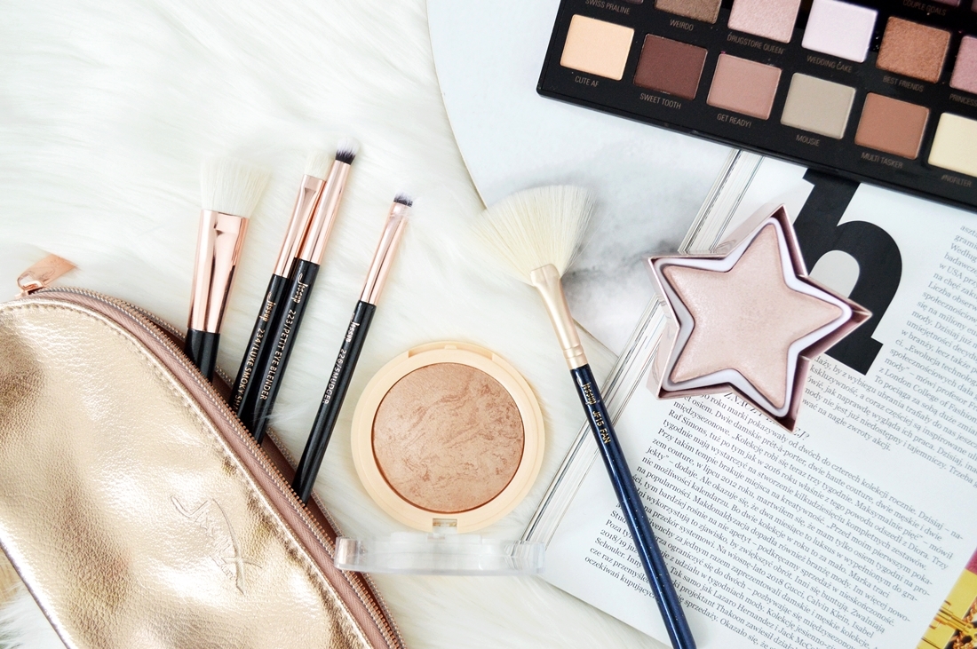 pędzel do rozświetlacza wachlarz jessup